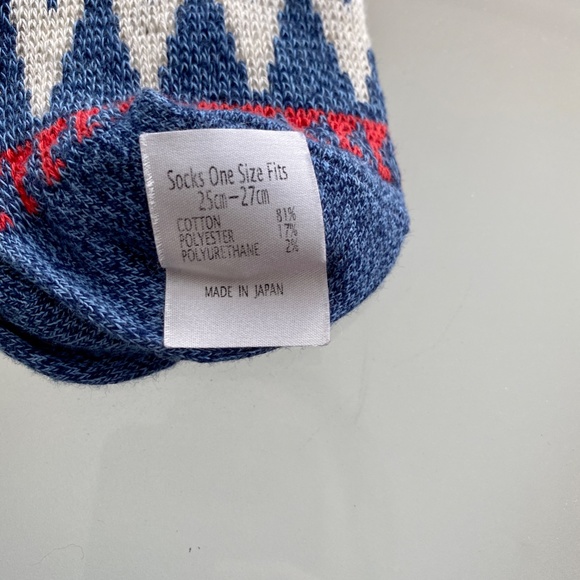 NWT - Patterned Blue Red Yellow White Dress Socks - Size 9 - 11 shoe - Picture 3 of 3